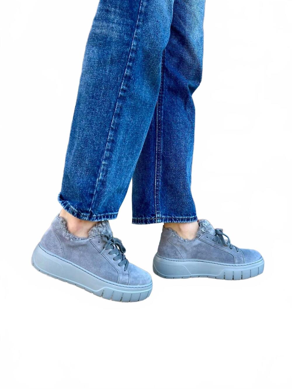 NEW GABOR women's lace up suede sneaker in steel